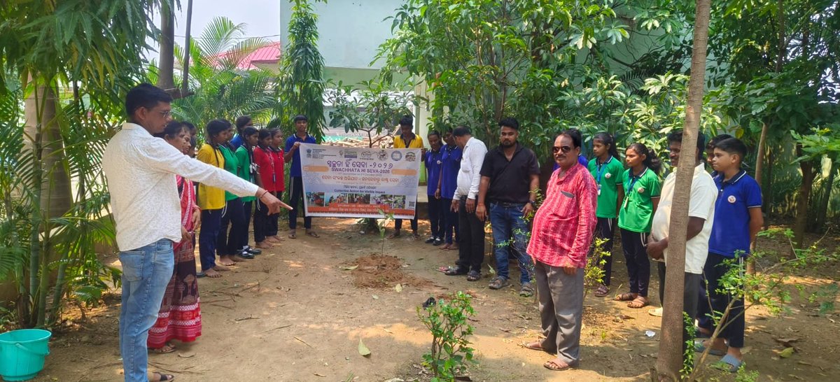 zpbaragada's tweet photo. Activities organised on the eve of Swachhata Hi Seva #SHS2026 celebrated in Baragada Dist. #SwachhataHiSeva2026 #SwachhaBharatMission
@PMOIndia @PRDeptOdisha @MoJSDDWS @swachhbharat @sbmodisha https://t.co/r0sdagQwDq