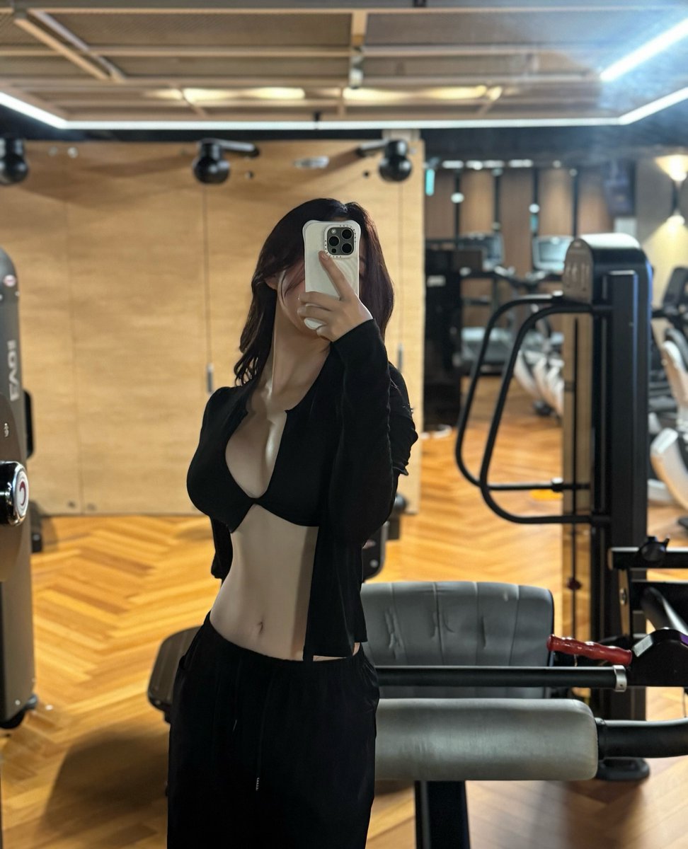 JamesUnckpv's tweet photo. 나랑 섹파 할남자 어디없남?? 나 안해봐서 궁금한데 #맘눌뎀 #섹트 https://t.co/ZmVwrwVhUj