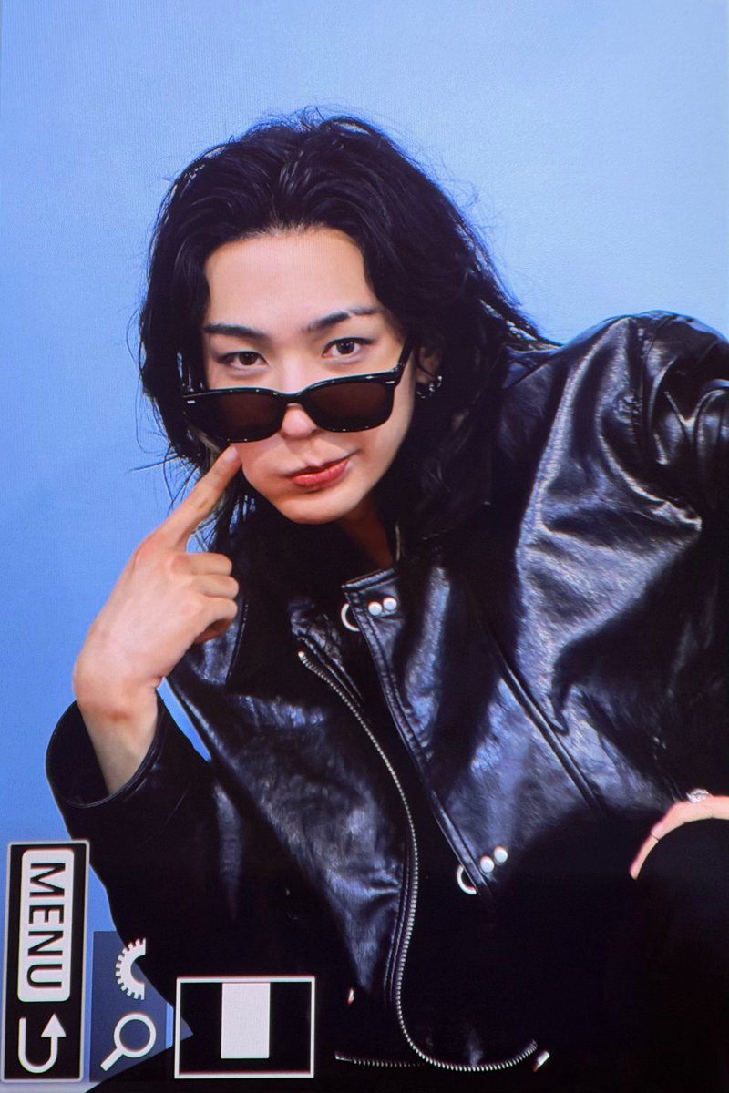 qhanseo_'s tweet photo. 260919
#TRYTHAT #트라이댓 #HANSEO #한서 #구한서 https://t.co/4cFP4xvdWv