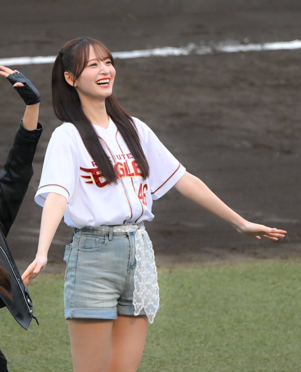 shyboyradio910's tweet photo. 2026/9/19
楽天vsホークス
楽天モバイル最強パーク
バズーカタイムでのやんちゃん！③
#乃木坂46 #金川紗耶
#乃木坂野球部 #パ・リーグ乃木坂コラボ https://t.co/bTvnR7usXa