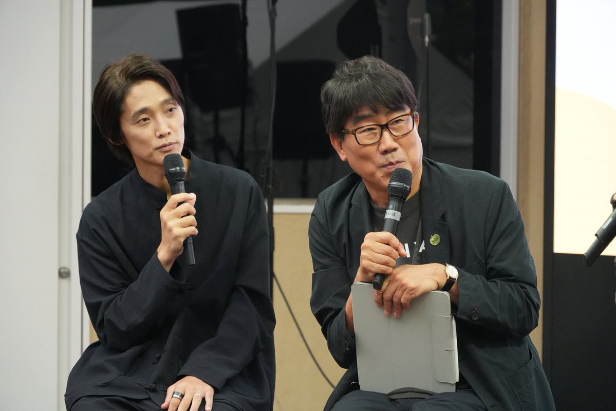 TVTOKYO_SWGs's tweet photo. 吉田尚記さん、亀田誠治さん、#BEYOOOOONDS の小林萌花さん&amp;小島はなさんのトークイベントは大盛況！

小島さんはけん玉を、小林さんはピアノをそれぞれ披露し、会場を大きく沸かせました♪

イベントの様子が分かる写真・記事はこちらから👇
https://t.co/YegUzyuPMl

#テレ東系ウェルビーイングWEEK https://t.co/bt9yMXHEEj