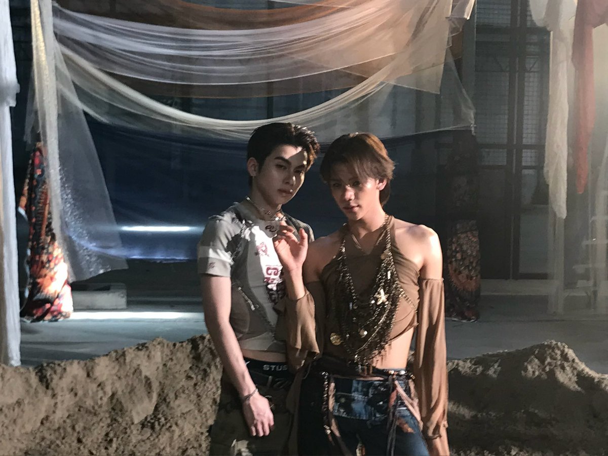 whoispluggy's tweet photo. ผิวแทนแอบใช่เลยอะ😗 https://t.co/9WOX6yb6rx