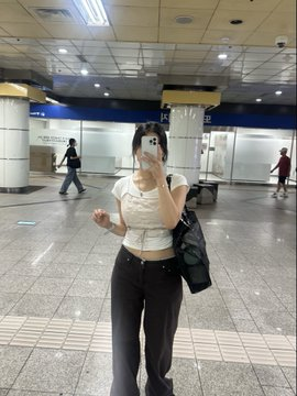 6ca4e4278f14957's tweet photo. 나더 남친 사귀고 싶어 
#만날사람   #사교  #일상계  #맘눌뎀 https://t.co/XDhsaOI6Lz