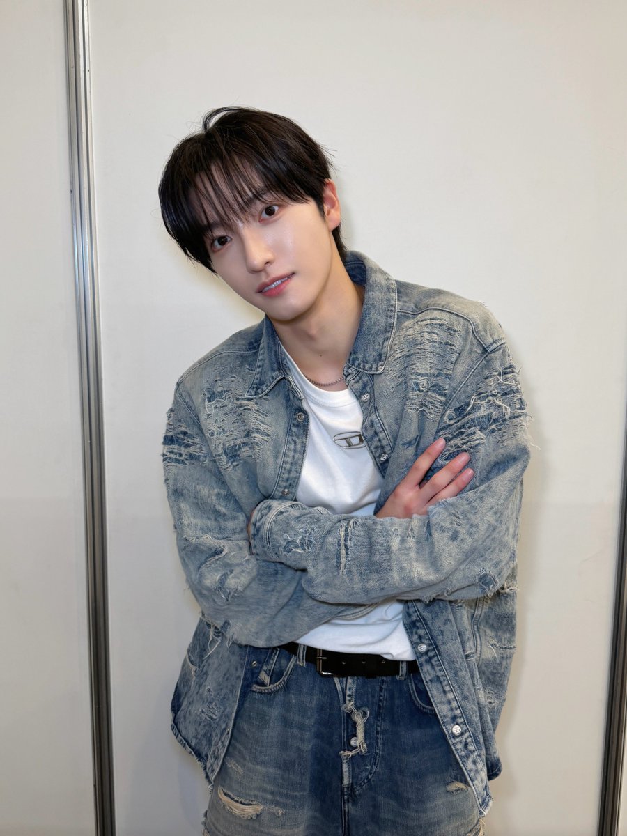 KO1KEYZofficial's tweet photo. [📸] 260919

『マイナビ TGC 2026 A/W』
ありがとうございました🤟

⚡️ #SIYOUNG
Detail ➡︎https://t.co/ET6DPNGvfz

MVをみる
🔗https://t.co/81V0MM2rmK
Apple Musicで聴く
🔗https://t.co/PaI0ohkPIu
Spotifyで聴く
🔗https://t.co/WM78kv1xYE

@TGCnews
#マイナビTGC #TGC
#KO1KEYZ https://t.co/vfUxcJaOZO
