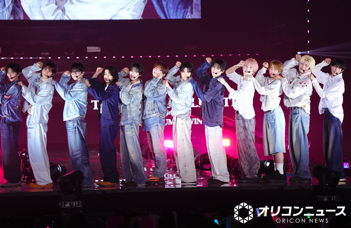 oricon's tweet photo. 【🌷TGC 26 A/W🌷】
KO1KEYZ、国内大型ファッションイベント初登場✨️

デビュー曲、「Neko(ねこ) 」など披露🎶
https://t.co/cZNhBNp9Oh

＼フォトギャラ随時更新中📸🌟／
https://t.co/0jYIYnIlDS

#マイナビTGC #TGC https://t.co/abbJUshxvU