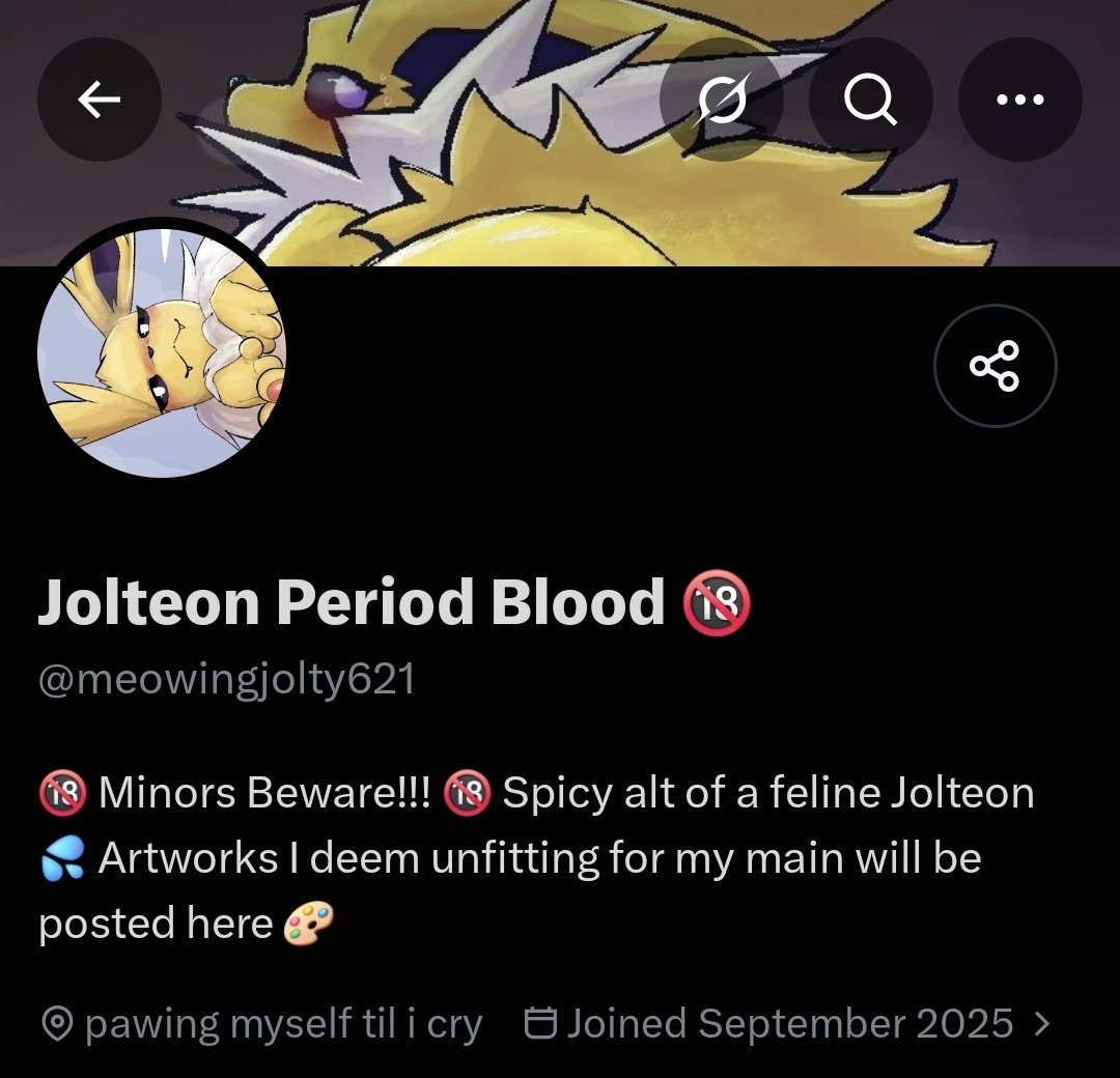 KadoYeen's tweet photo. who the fuck just interracted wuth my tweet https://t.co/wql0ZQy2Sj