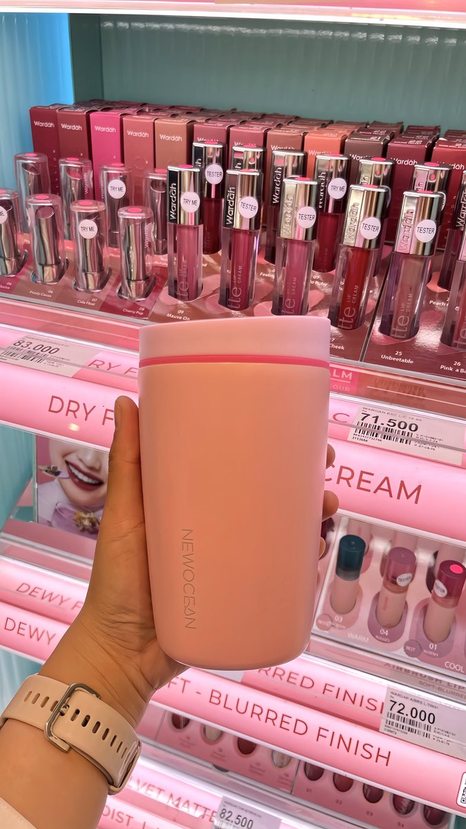 vearxt's tweet photo. belanja di guardian sekarang dapet free gift?? ada tas laptop, tumbler, sama pouch merk exsport

bisa beli produk kosmetik atau skincare, worth it banget😭 https://t.co/m8vCnFJ0el