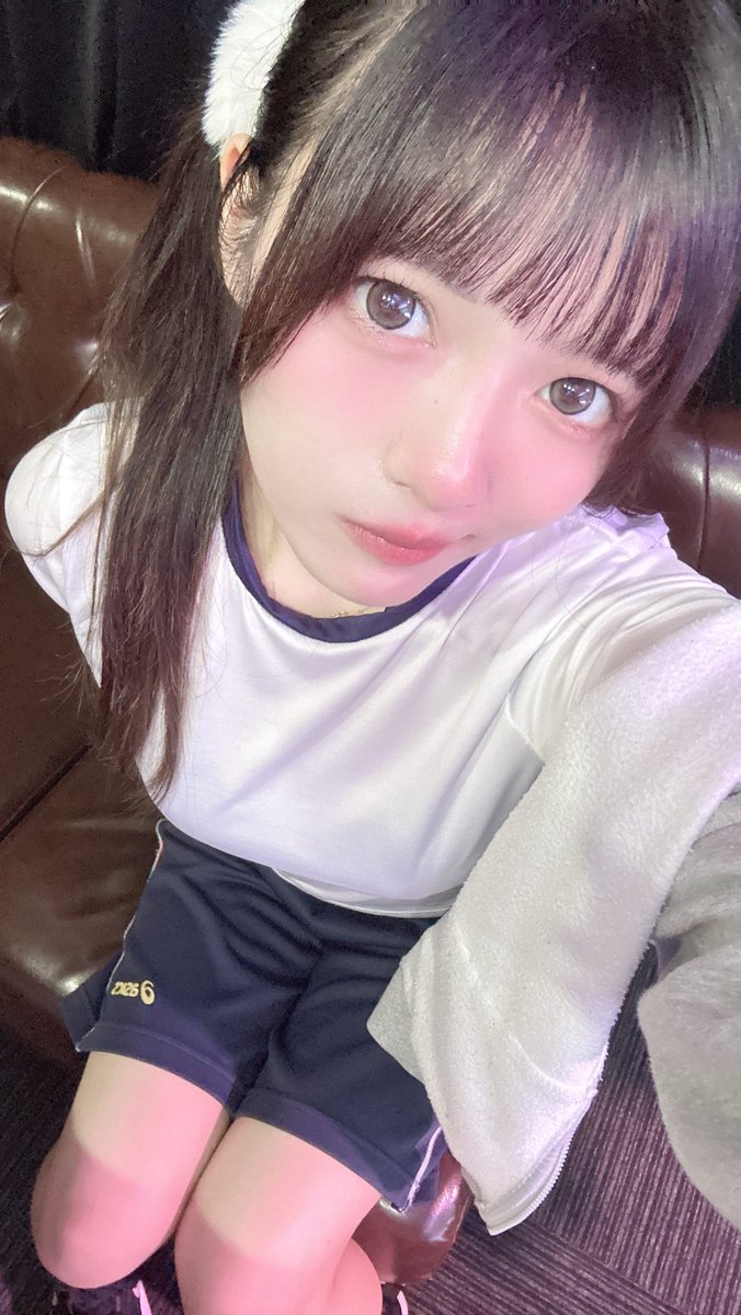 pom_2_428's tweet photo. 本日のお給仕始まってます!!
17時～22時までです!!
体育祭イベントです!!
ブルマチェキなど遠隔待ってます♡
半年オリシャンも作ったよ〜!!✨️✨️
沢山のご来店、遠隔お待ちしております🙇‍♀️

遠隔▷▶▷https://t.co/BK8ut9EpKV
 #コンカフェ   #秋葉原 https://t.co/FmtR14QCq9