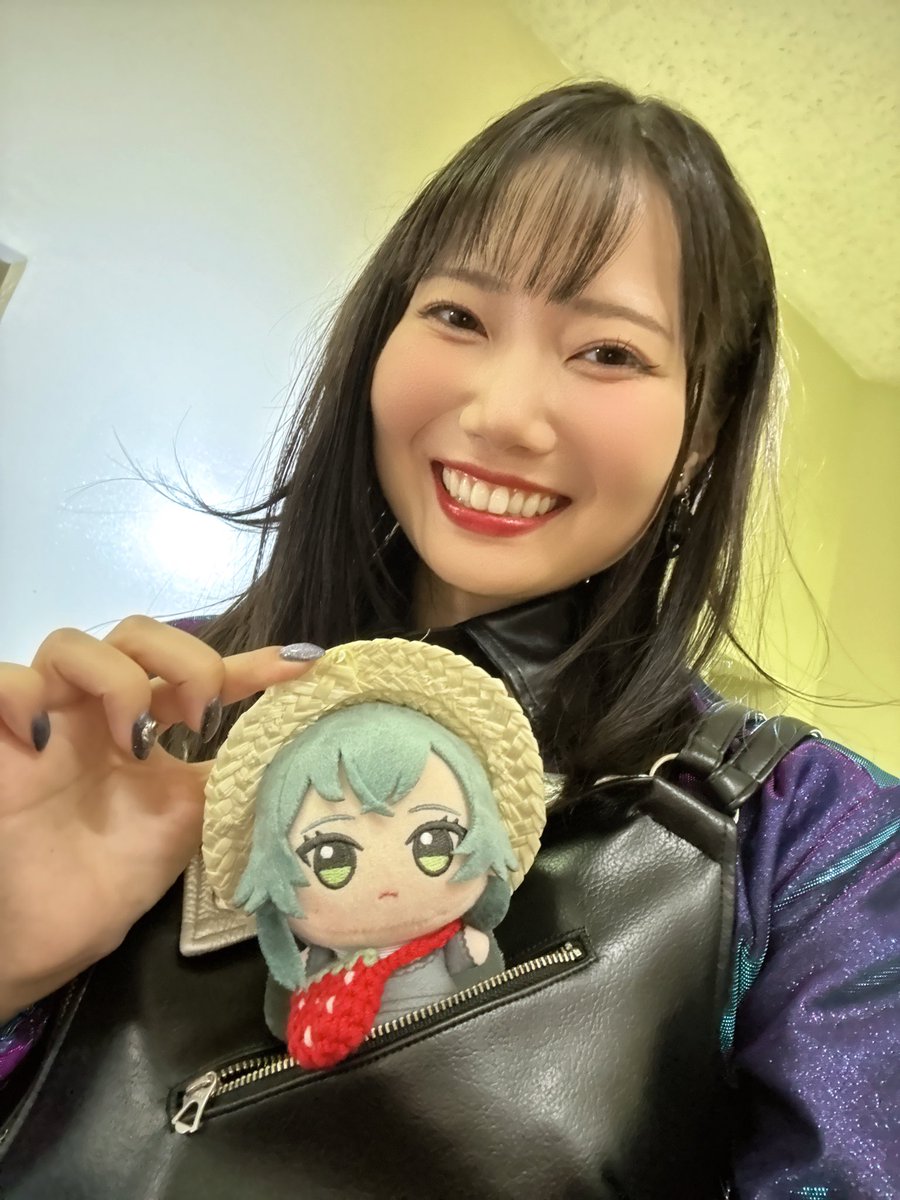 ojikanao0809's tweet photo. #学マス標ツアー_福岡公演 配信視聴期間は9/21(月)までです！
DAY2では、月村手毬の新曲「ORDER FAKE」を披露させていただきました！
ぜひ観てくださいね！！

衣装のポケットに手毬を入れてみました！ https://t.co/29zVrXYroM