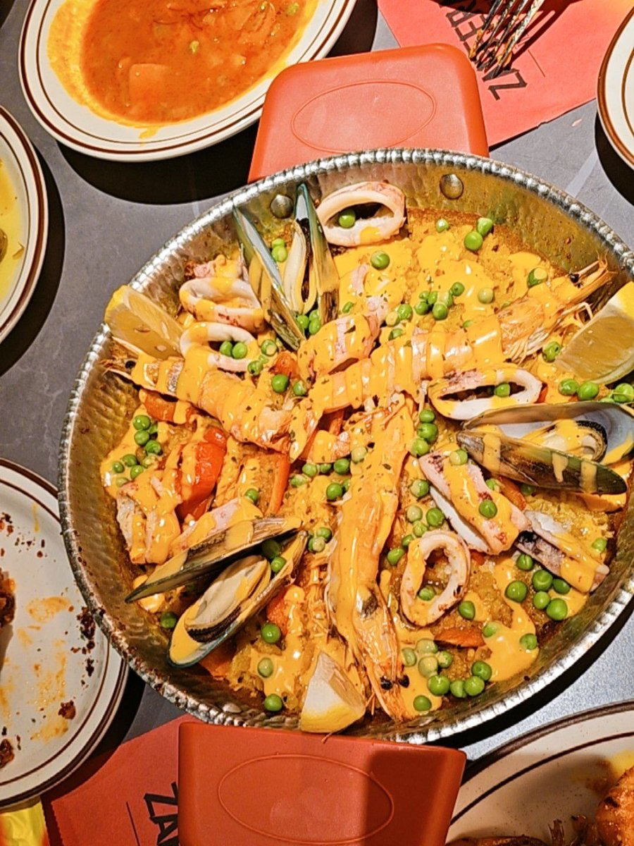 HarleyCarpwne3's tweet photo. Nueva receta de paella de marisco con azafrán, sabores mediterráneos que conquistan el paladar! https://t.co/a33wOzoll7