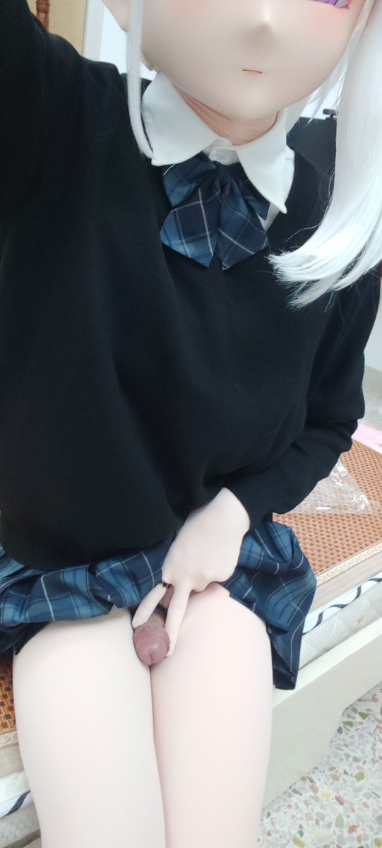 k1sak02's tweet photo. 日奈还是好女孩吗 https://t.co/01LR7zsrn6