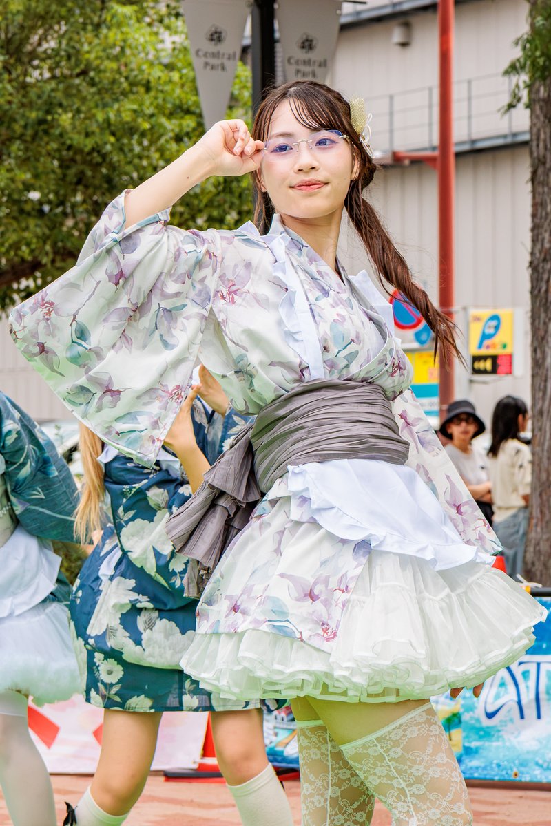 BarbellSquat's tweet photo. 大阪大学 Syny.jpd のひまりちゃんです！！前回のスイパラで初めて見かけてうおおおぉ！ヽ(`Д´)ﾉ美し寄りのかわいい！めちゃくちゃダンス上手、ものすごいキレイに踊りはる！！何者や！と思ってました。メガネええやんか（●｀ε´●）〜♥　また拝見できてうれしい(^q^)

2026/9/13
尼涼祭 https://t.co/k7niWb48L9