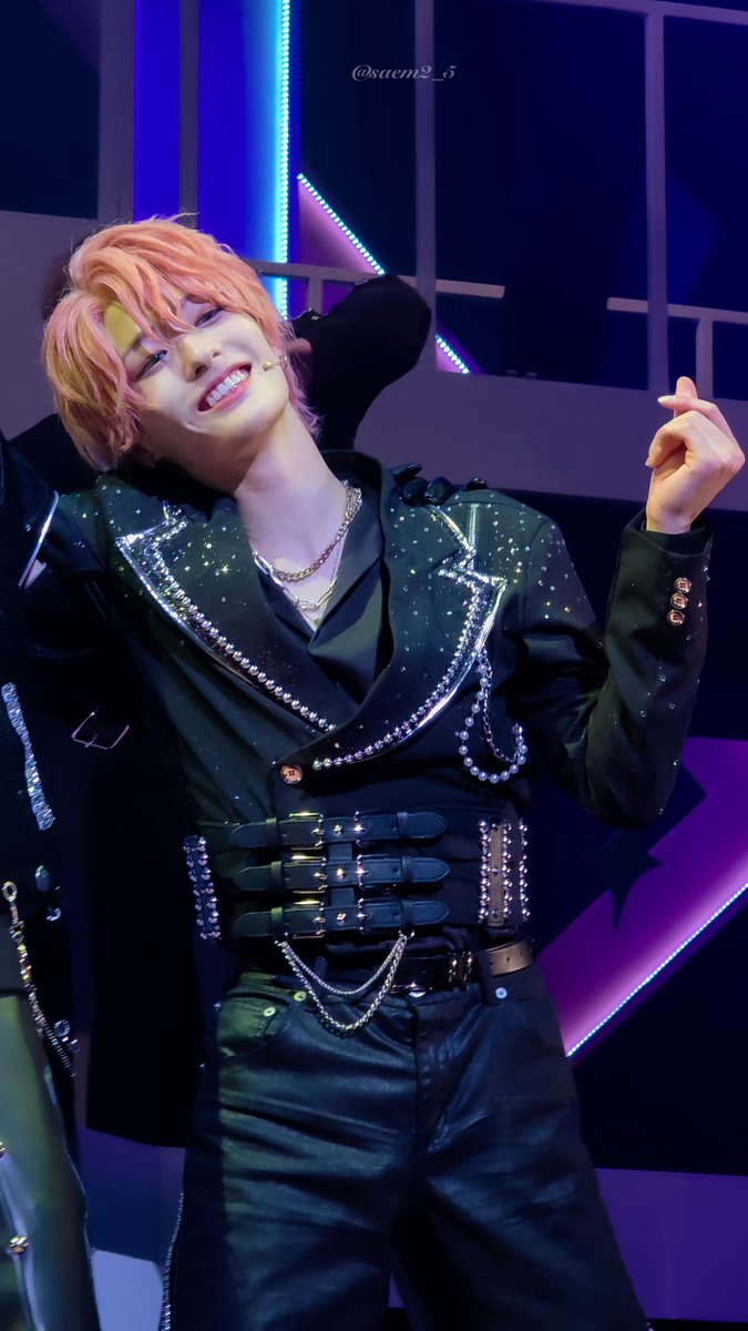 saem2_5's tweet photo. ⿻*⌖.:˚◌˳˚⌖

見るタイプの美容液、
福原多聞くん𓂃꙳⋆ ˖

#多聞ステ
#F2TS https://t.co/mpyOU18WMC