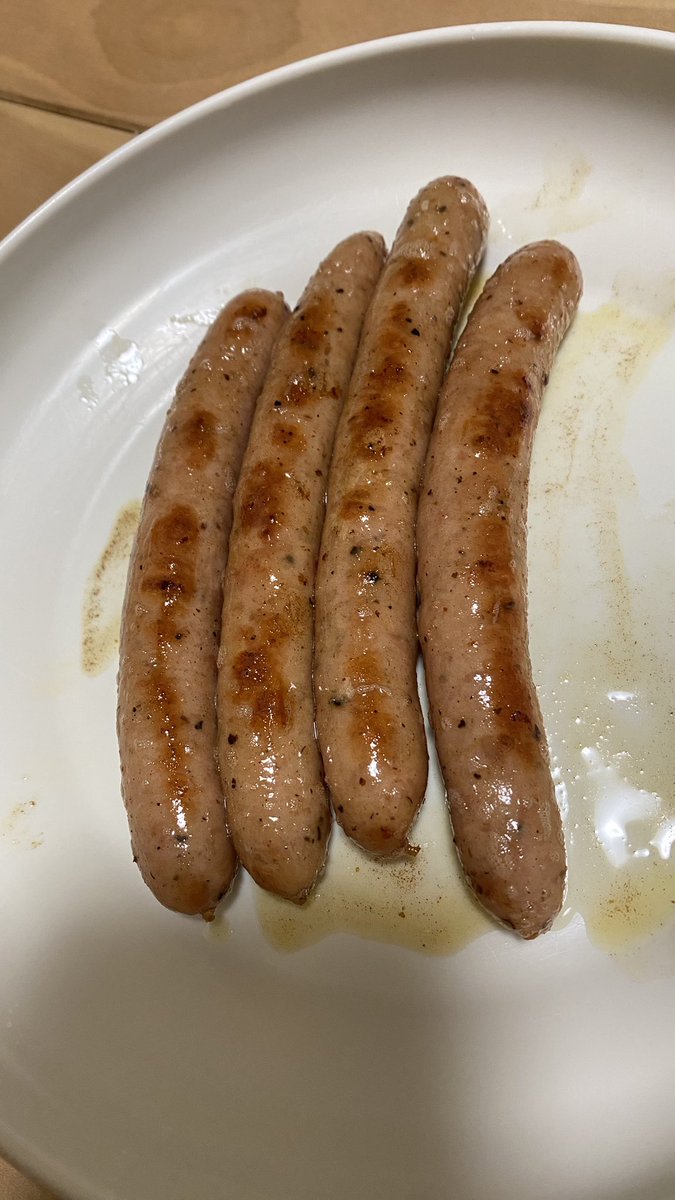 urguiltyplsure's tweet photo. meanwhile dulu pas ak di jepang:
emang bener bahan masakan di jepang sm indo tu beda bgt, kalo yg biasa masak psti pengen masak makanan indo, kl yg gabisa pasti kek aku, malah jd ngikut gaya hidup orang jepang🤣🤣 https://t.co/OhG6bMzcTo