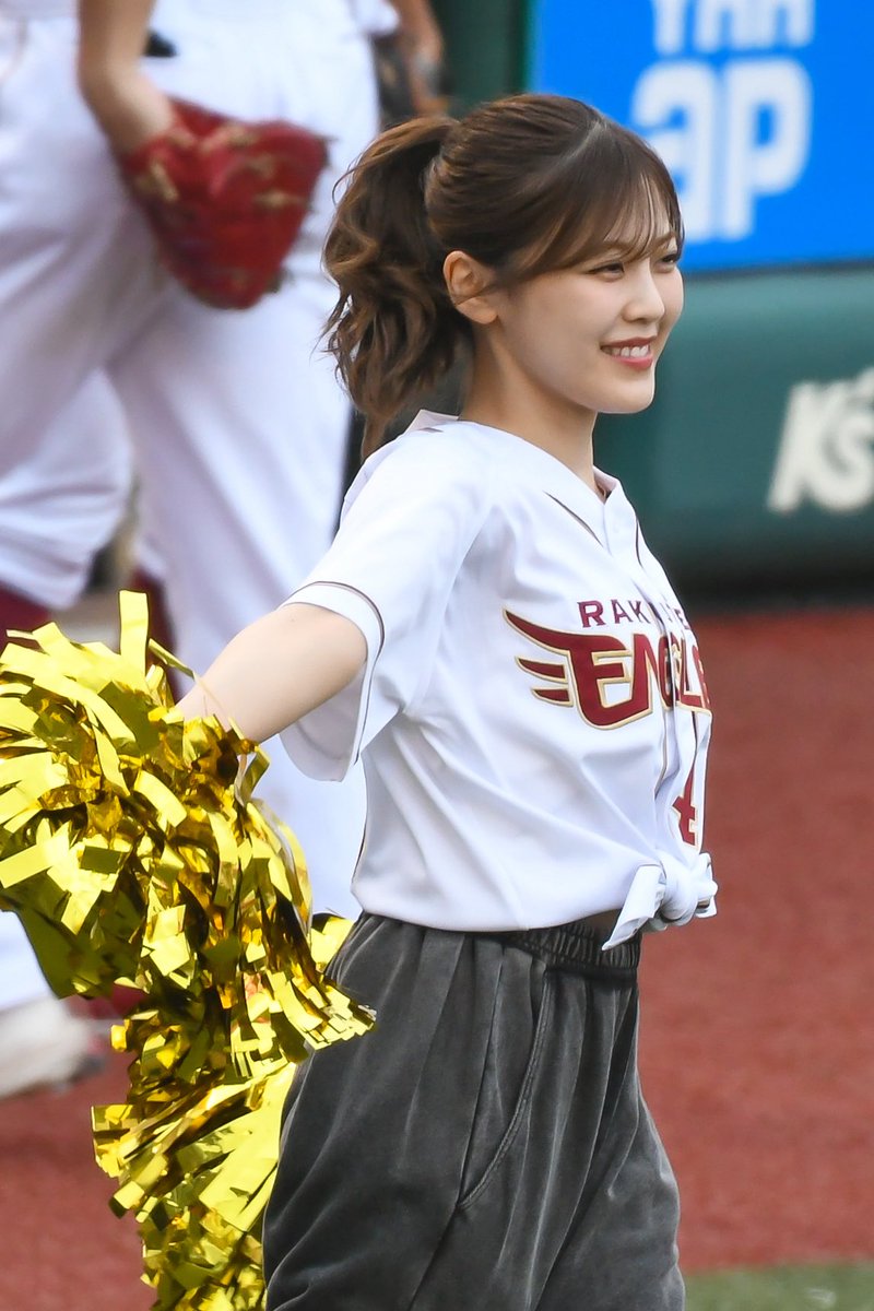 Tatsu46ASHU's tweet photo. ゆんちゃん❶
暫定ベストショット

ブログの通り 勝利の女神になりました(*´˘`*)

#乃木坂野球部
 #柴田柚菜
#パ・リーグ乃木坂コラボ
#乃木坂46
#RakutenEagles https://t.co/pYU6zNpyx9
