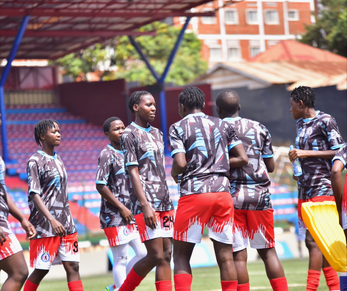 VBugerere's tweet photo. #FTBWSL | #Matchday1 

Warm-up 

@KawempeClub vs @JinjaClub 

#VoBUpdates | #LivefromKitende 

@Jackshots24 @FUFAWSL @FUFAWomen https://t.co/vaIhUzh8sa