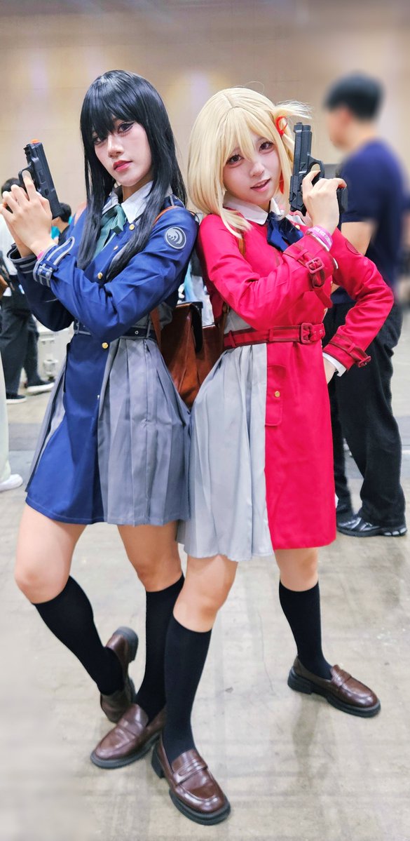 beyond_rang's tweet photo. 서울 코믹월드 (2026. 9. 12)

リコリス・リコイル
錦木千束 : @Nya_NoNyaa 
井ノ上たきな : @Rynn__Yaaa 

오랜만에 타키나와 치사토 코스프레를 봐서 행복했습니다! 
두분 정말 잘어울리세요💕

#リコリコ #リコリス・リコイル 
#코스프레 https://t.co/Ttr0Mz8AXb