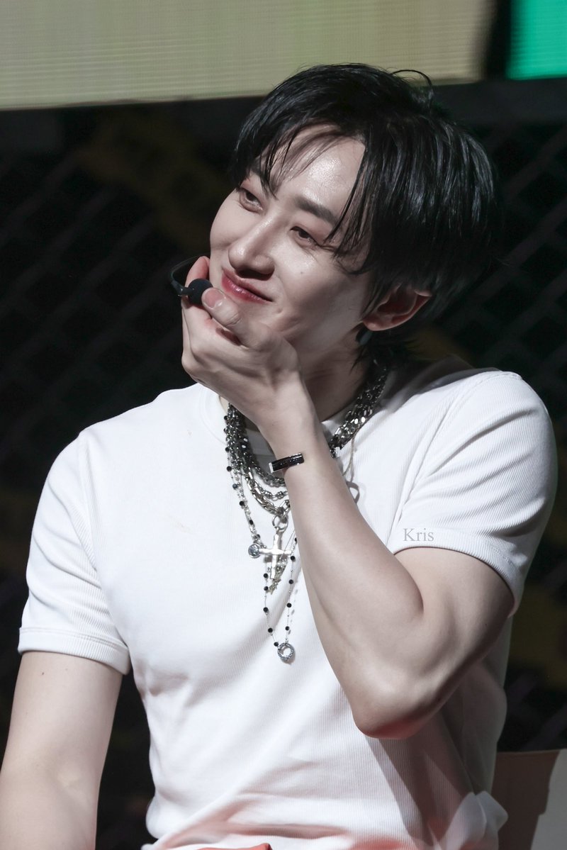 heyitscrispyy_'s tweet photo. 20260919 EUNHYUK FANCON - be:WARE OF THE RABBIT

><

#은혁 #EUNHYUK
#슈퍼주니어DnE #SuperJuniorDnE
#be_WARE_OF_THE_RABBIT https://t.co/Cq5hQ55sQ0