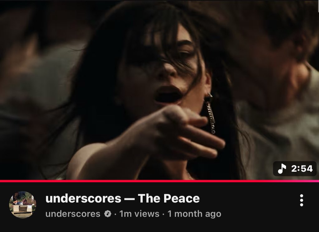 apriloverdosed's tweet photo. happy 1m to the peace mv 🎉🎉🎉 https://t.co/XlSZcF44Wk