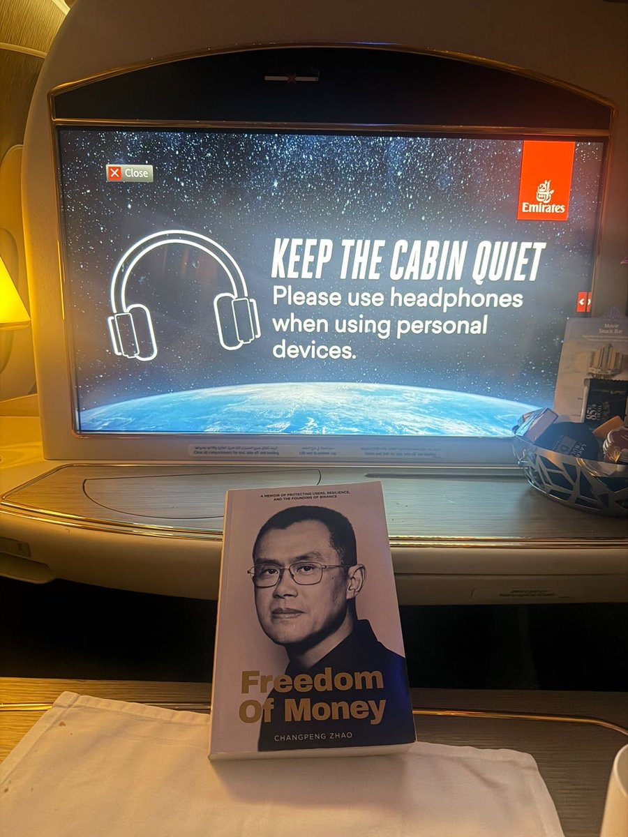 Booksey's tweet photo. Who wants to go to Hong Kong? https://t.co/VHgdLmyWwn