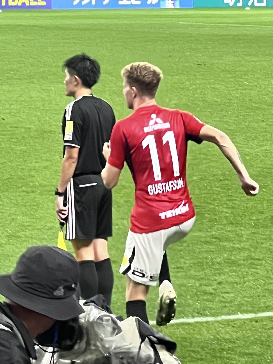 urawareds_aka's tweet photo. ナイス勝利！！！
グスタも見れて良かった https://t.co/Kg6CPbmh12