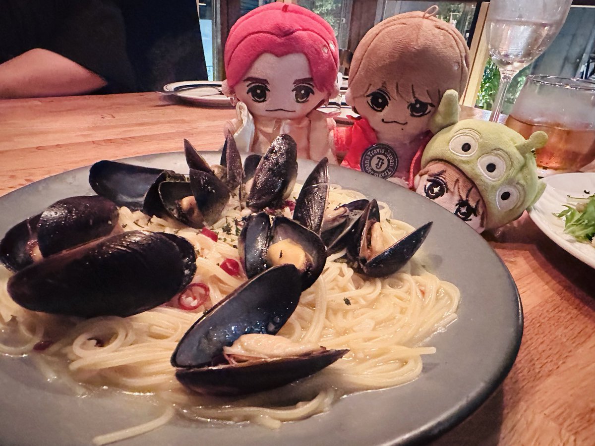 nskdyuu's tweet photo. きのうはお友達とオシャンティーな場所でごはん🐯💛🧡
めっちゃ笑ったんだけど酔っ払いすぎて何の話してたか覚えてない😂

#kimono #着物コーデ
最近お太鼓部分の柄出しが全然上手に出来なくて毎度萎える〜😫 https://t.co/wIyadjMgGo