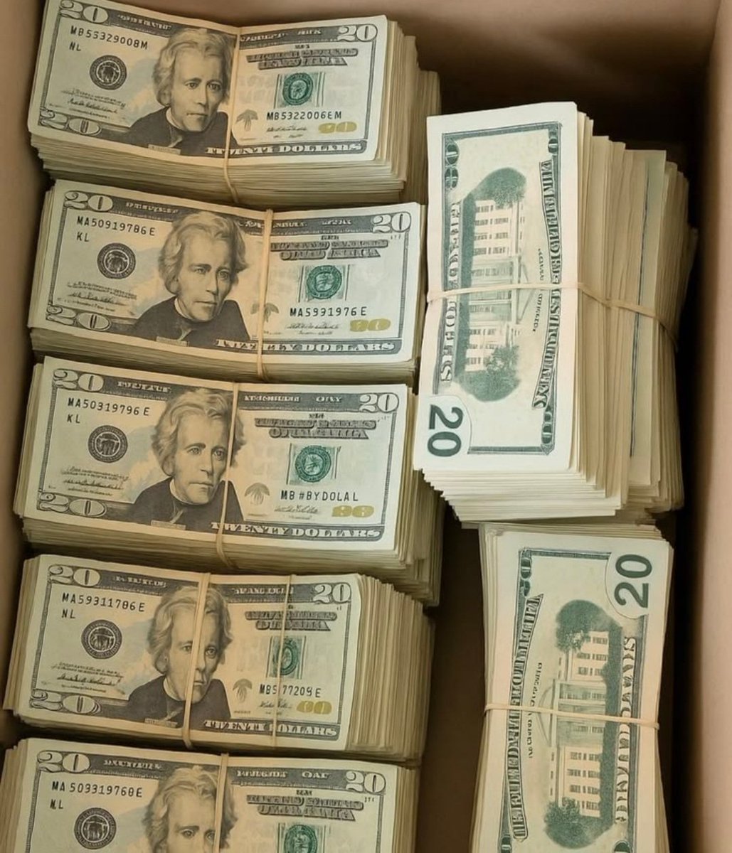 iam_the_bishop's tweet photo. IT'S WEEKEND. LET'S HAVE FUN. USE YOUR MONEY 💰 https://t.co/0XNoJuZ0Bo