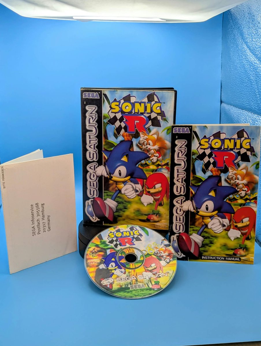 GyobYz's tweet photo. Je suis fier de vous présenter le premier arrivage de Cash Byzness by Gyo.

Une boutique que j’ai fondée avec une ambition simple : proposer une vision plus transparente de l’achat et de la vente de jeux vidéo, de goodies et de rétrogaming.

Ici, l’objectif est de proposer un prix de rachat juste et compétitif, tout en limitant au maximum ma marge pour vous proposer des prix de vente accessibles. Et surtout, tout est indiqué clairement : prix de reprise, taxes, marge…

Vous pouvez suivre l’aventure ici, mais aussi visiter https://t.co/r8hiiFVp3M pour découvrir le concept en détail et retrouver très bientôt les premières pièces en vente.

Et ce n’est que le début.

J’attends encore des centaines de références : du jeu très accessible, du goodies en déstockage, des pépites rares et des éditions collector parfois introuvables.

Pour lancer tout ça, je vous donne rendez-vous aujourd’hui à partir de 16 h en live. (Twitch et youtube)
https://t.co/K8x2tykVfY
https://t.co/8ZYc4qsWZD

Je vous présenterai la boutique et nous estimerons ensemble ce premier arrivage. Vous pourrez participer aux estimations, donner votre avis et même réserver directement les pièces qui vous intéressent en direct.

Merci à tous pour votre soutien, vos futurs achats, vos futures reventes et surtout votre confiance.

Gyo