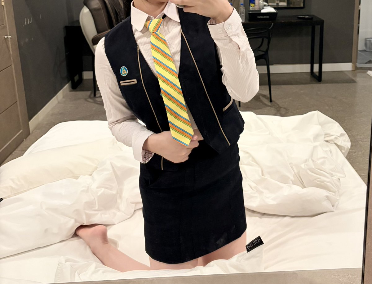 Cck3lm's tweet photo. 교복 입어봤지렁 ㅋㅋ https://t.co/U4pKv4v51Z