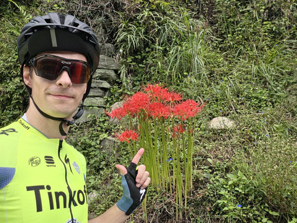 MatsudoLuke's tweet photo. サイクリングとハイキングできて満足 🏞️ これから東京へ〜
このウェアめっちゃ気に入ってて、最近ずっと着てる https://t.co/OMtfpXUBeE