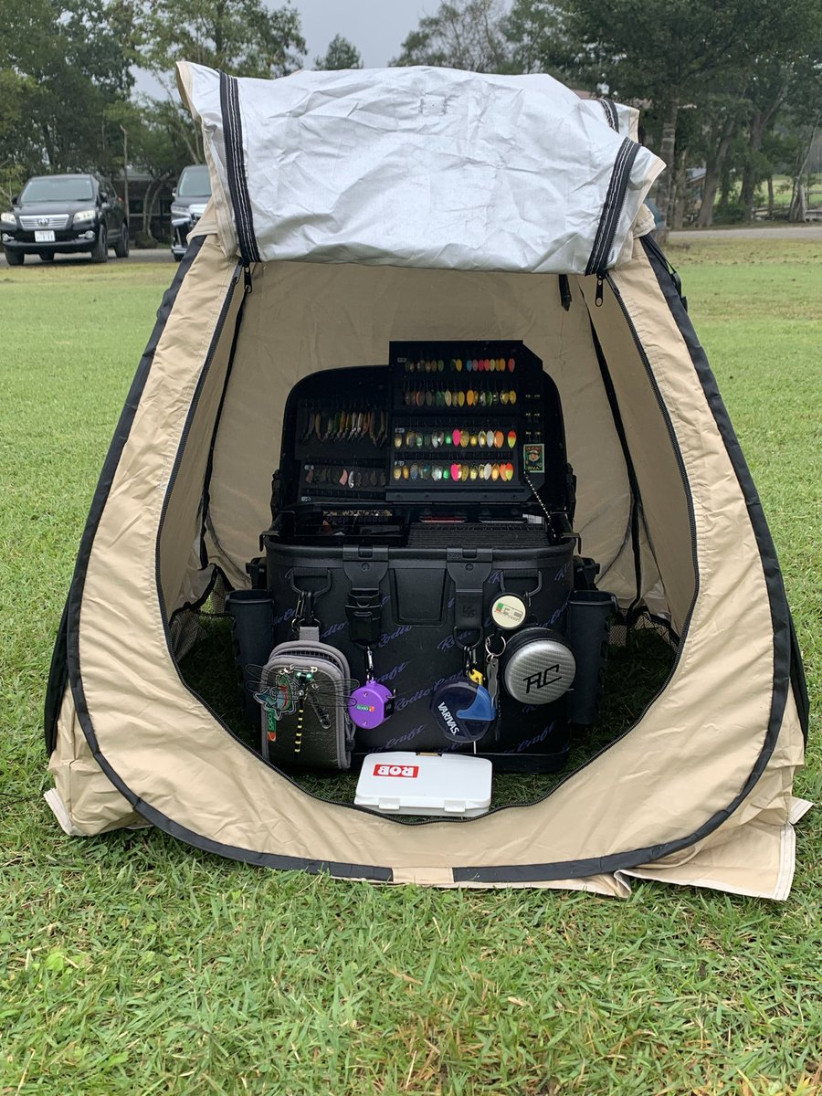 tsuttanjanai's tweet photo. 今日も役に立ちました⛺️
#グリーンパーク不忘
#バッカンテント https://t.co/uAnmDfIXwF