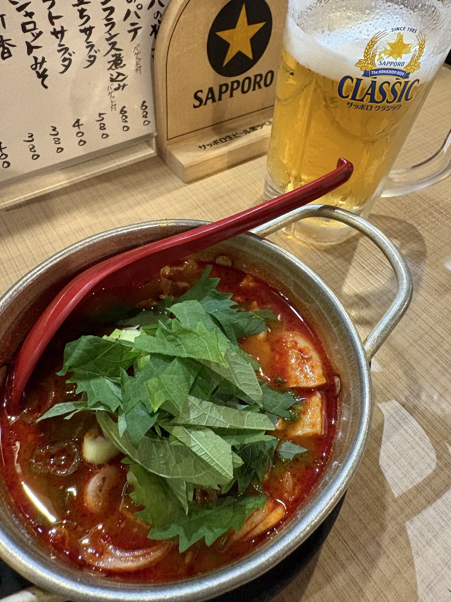 NatureStove's tweet photo. 前から行きたかった、モツの朝立ち 大衆おっさんパラダイス✨行けてよかった🍺👺 https://t.co/hEMa3Hho6Q