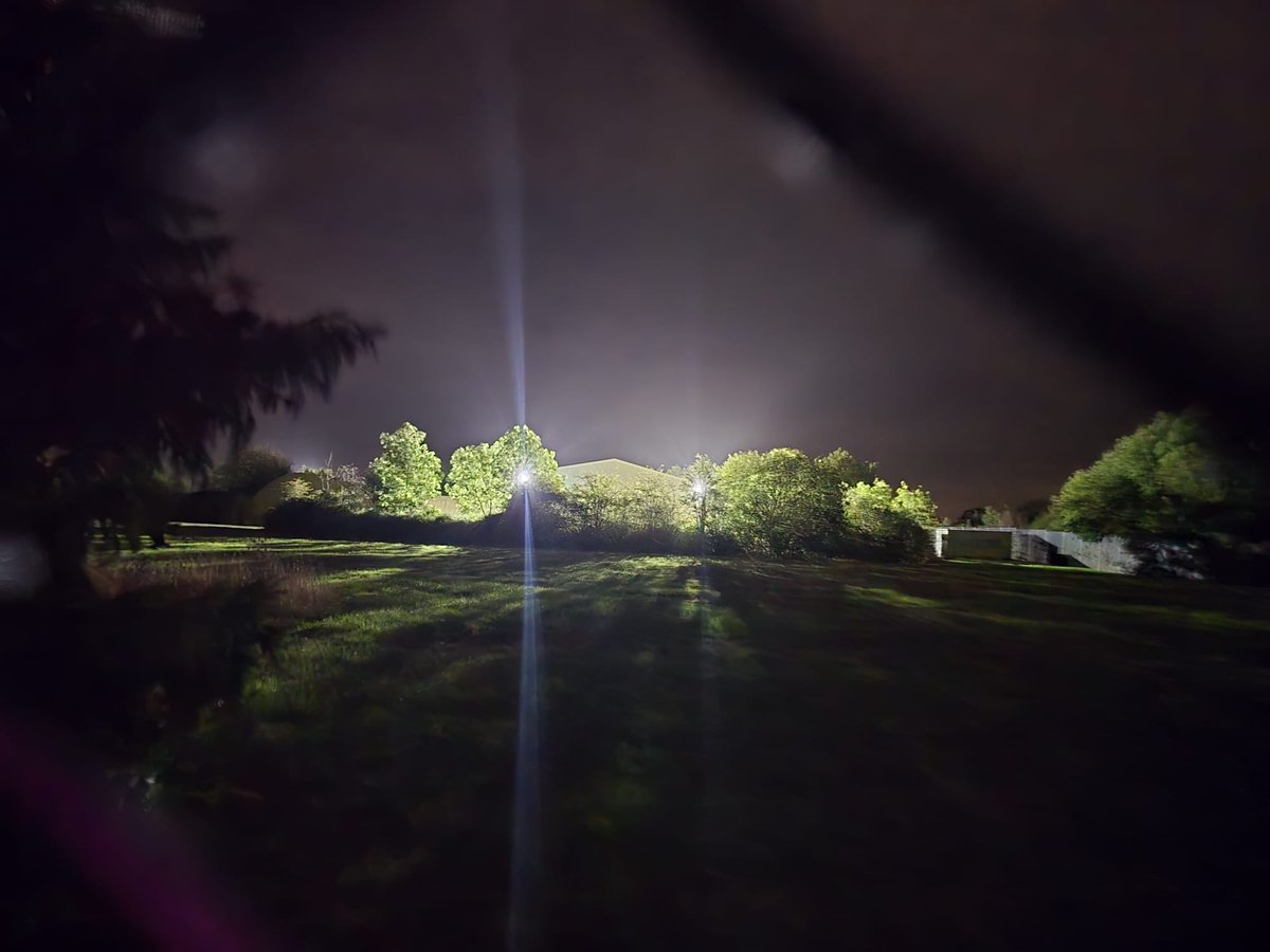 MarioTerzino65's tweet photo. 🚨 Urgent Wildlife Alert: Protected Bats at Risk at Bicester MOD Site A 🚨

It is incredibly disappointing and deeply concerning to report that continuous, all-night floodlighting has been unlawfully switched on at Bicester MOD Site A—directly impacting a known habitat for protected bats.
Whether instructed by the Home Office or local MOD security, this action is a severe breach of the Wildlife and Countryside Act 1981. All UK bat species are strictly protected by law. Introducing high-intensity, all-night lighting into their habitat isn't just disruptive; it can be fatal. It traps them in their roosts, cuts them off from their feeding grounds, and exposes them to predators.
What we are doing about it: Tim reported this incident directly to Thames Valley Police (TVP) via 101 last night. While we waited over two hours for a response before having to leave at 1 AM, we have officially escalated this to the TVP Wildlife Crime Officer and are currently awaiting their response.
Our wildlife deserves better. These laws exist for a reason, and those responsible must be held accountable.
Please share this post to raise awareness. We will keep you updated as soon as we hear back from the authorities. 🦇💡
#Bicester #WildlifeCrime #ProtectOurBats #MODBicester #BatConservation #ThamesValleyPolice #SaveOurWildlife