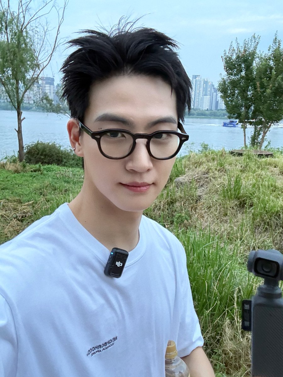 528hzkr's tweet photo. 존재가 귀여운 아가새에게 보내는 지.금.당.장 의 셀카입니다~🎁🐥💚🫰🏻

#마음찍은아가새ㆍㆍㆍㆍ주말잘보내기 https://t.co/dZHQexqmoh