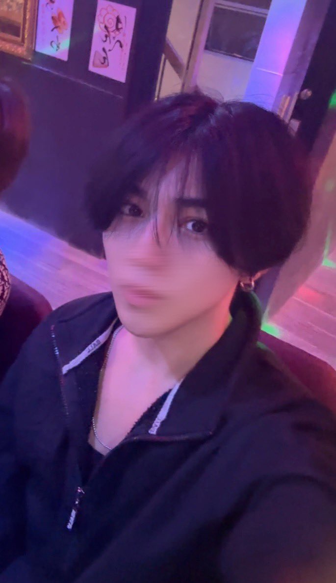 ct_rent0's tweet photo. 蓮翔です！

さっきのヘアセットキャス充電切れで強制的におわっちゃった🥺

また夜にするかもなのでキャス始まったらみてください🫶 https://t.co/mreE5xLJ6P