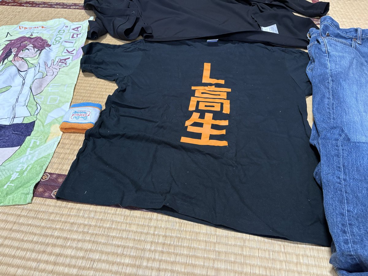 Eo30Gc's tweet photo. 明日はイキヅライブの2ndLIVE day 2に行ってきます服装は下のとうりです↓ https://t.co/Zgpm2Xs7i9