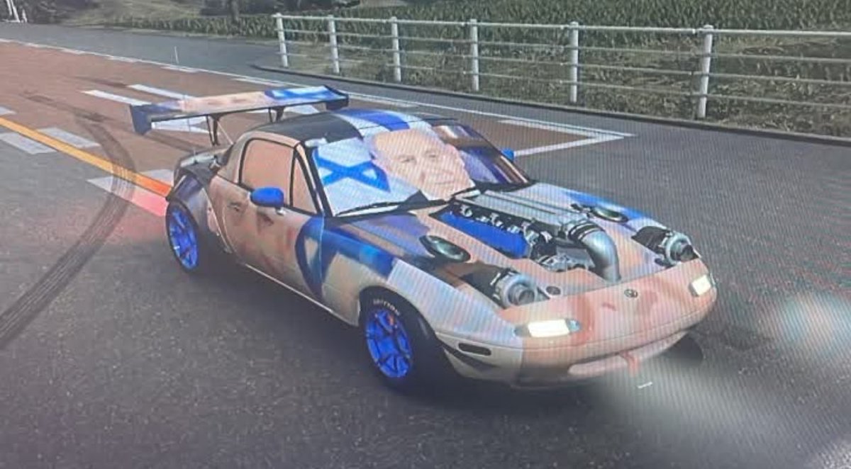 Soypoka's tweet photo. Laying low for a while, looks like the 'itasha protectors' are on the move. Until then, good luck and stay safe https://t.co/D5lawZyeO4