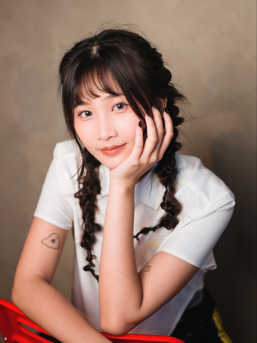 ruby0818__'s tweet photo. 瀏海有自己的想法😓 https://t.co/iUQSyj8yzy