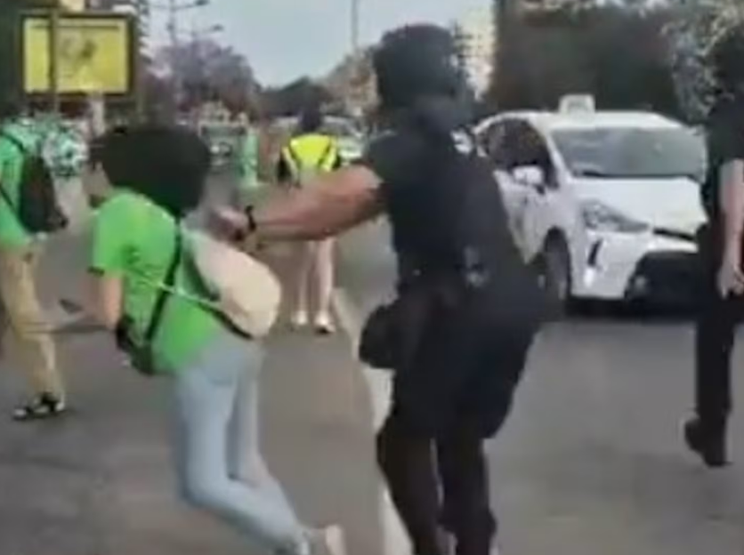 MailOpera21630's tweet photo. @ufpol Contra maestras, sin duda. Cuando llegan los mineros os cagais. https://t.co/c9EgCwl0Jv