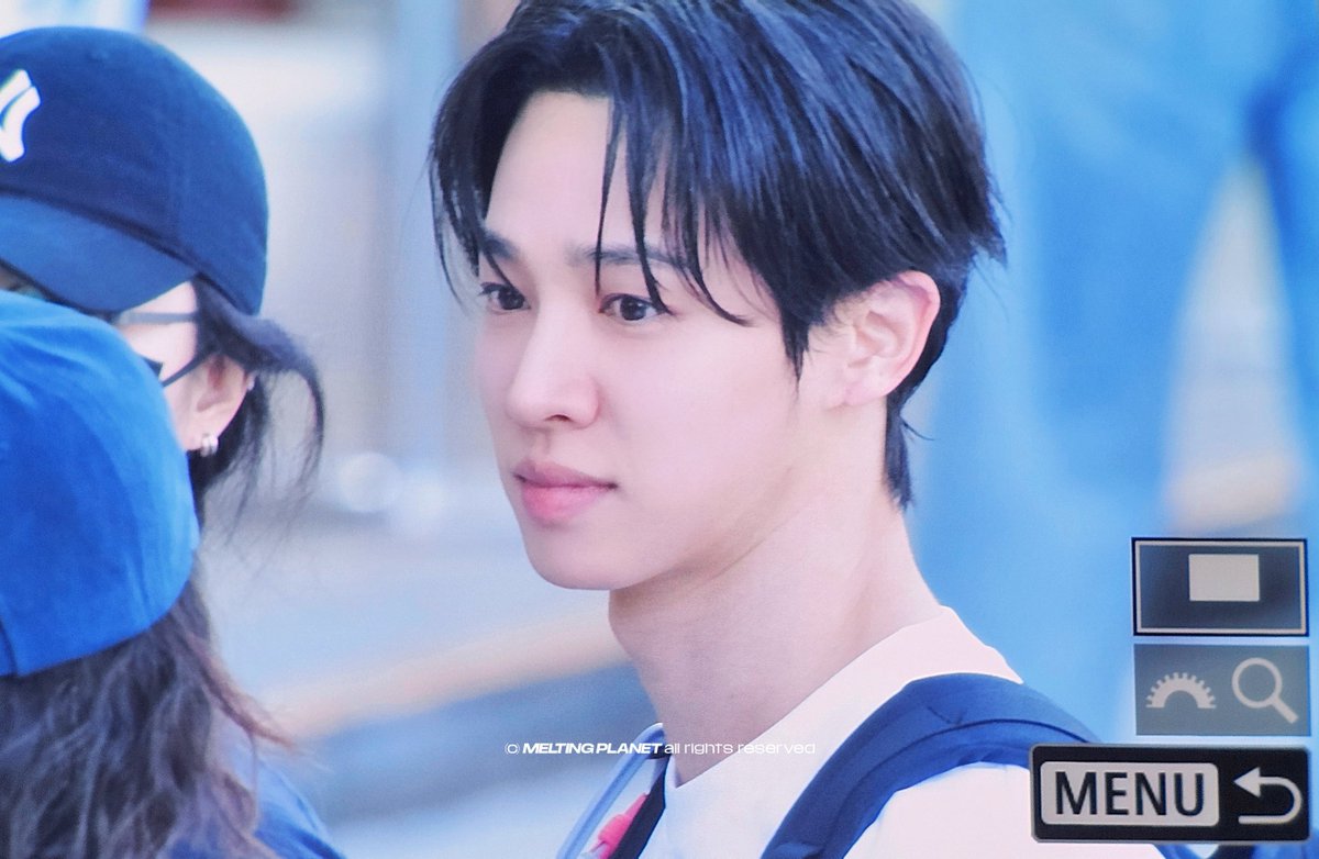 melting_planet's tweet photo. 260919 오랜만입니다 🫡🫡

#이기광 #LEEGIKWANG #하이라이트 #HIGHLIGHT @900_330 https://t.co/lNRjOZEe1Q
