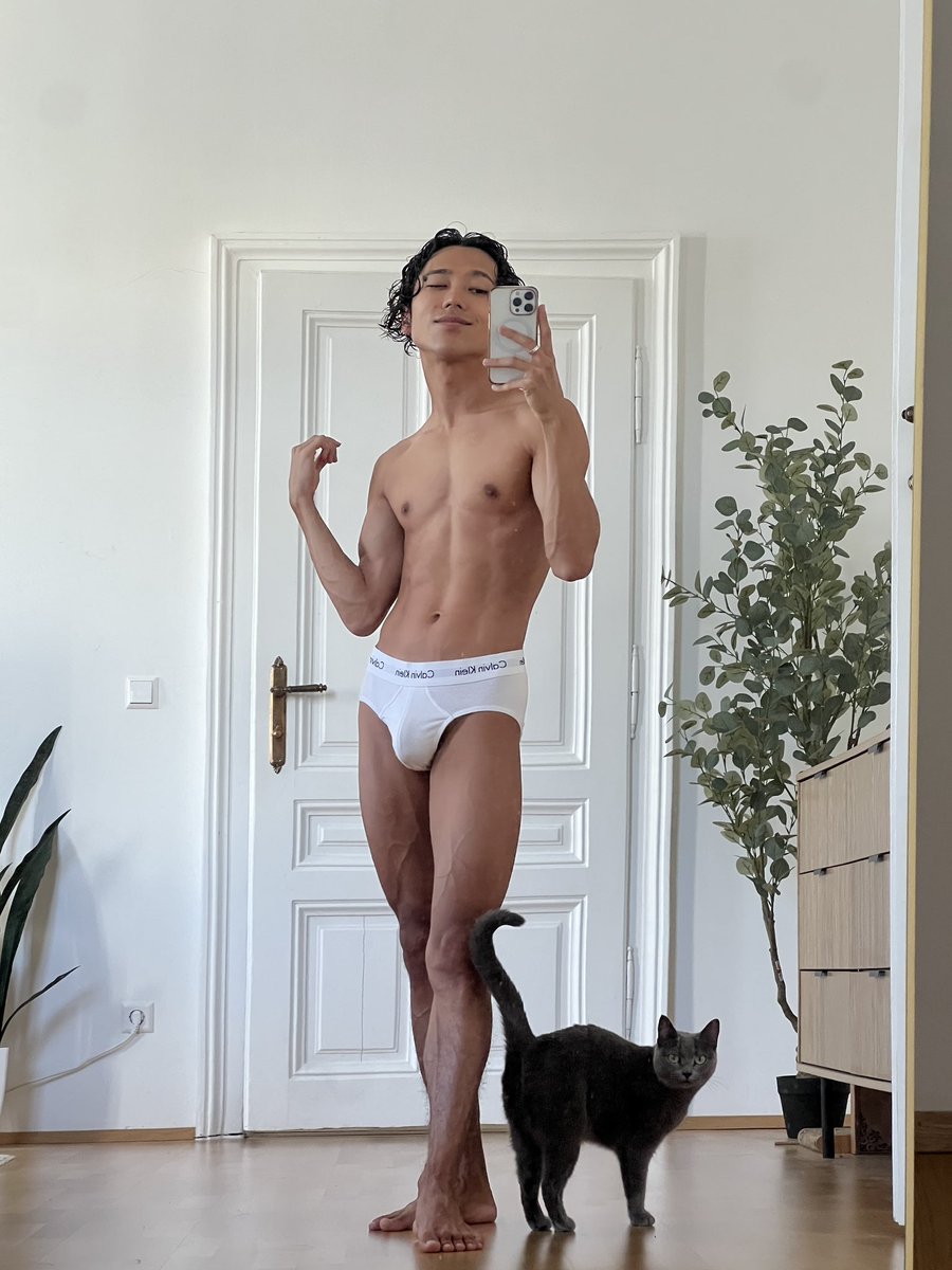 dexunseen's tweet photo. Do you like my pussy? :) https://t.co/XghYOEmoVc