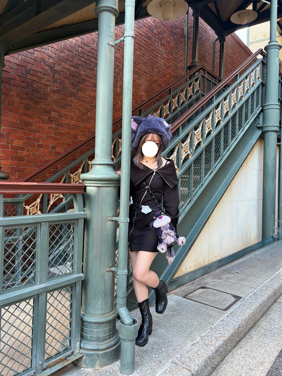 polkrn_gtvc's tweet photo. 20歳過ぎて初の飲酒ﾅｼディズニー https://t.co/eJ74zyJAUt