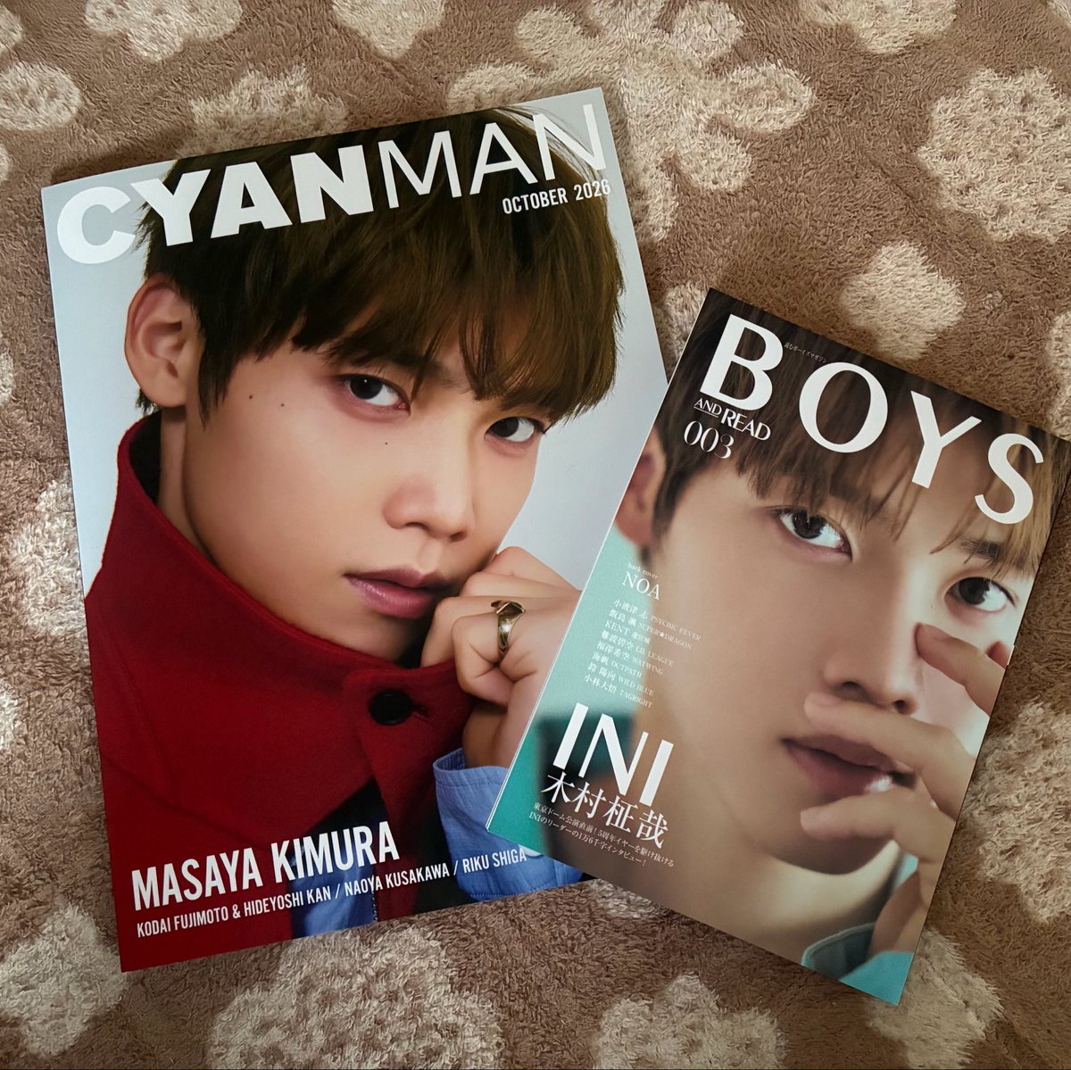 010522Oka's tweet photo. まーちゃん関連雑誌。やはり赤がお似合いです💛。
BOY〜は、初めて知る話多くて嬉しかったし、CYANMANは、偶然にも雄大の話を沢山してて、涙止まりませんでした😭。
#トト兄弟
#木村柾哉
#CYANMAN
#BOYS_AND_READ https://t.co/PhapsqayDf