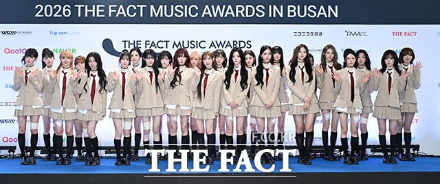 pianosunghee's tweet photo. 트리플에스라는 그룹인데 ..
이렇게 많아서 정산은 가능함?
계약 끝날때까지 ��원도 못벌고
나오는 애들 많을것같은데 ...
어휴.. 뭔데 저렇게 많이 뽑음? https://t.co/DxUNzUBd9H