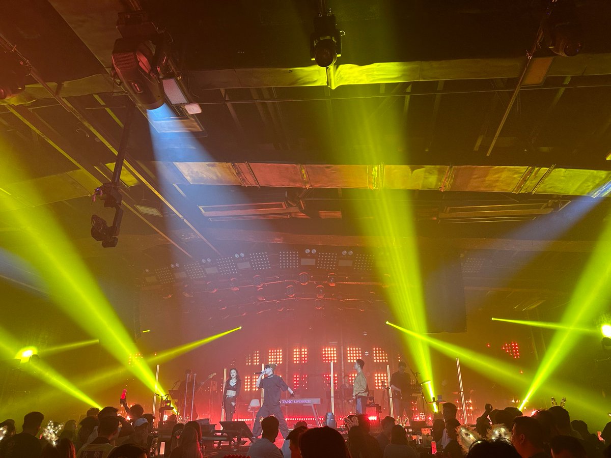 AngeloDevi6skv's tweet photo. Don’t miss tonight’s indie band live at The Loft! Raw vocals, killer guitar riffs, and an intimate vibe—doors open at 8 PM, grab your tickets now!， https://t.co/20TIMfnfKT