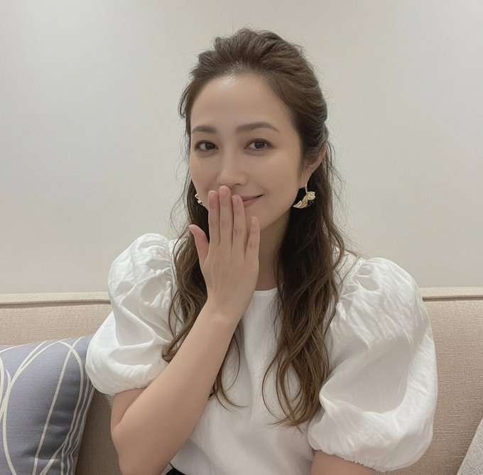 yuumiyoume46's tweet photo. 先に伝えときます！！

イケメン好きじゃない...

富裕層も好きじゃない…

ちょっとダメで優しい男性が好きです♡

「自分、ダメ男です」って人は挙手ねがいます！！✋ https://t.co/3CX0MtK6Aw