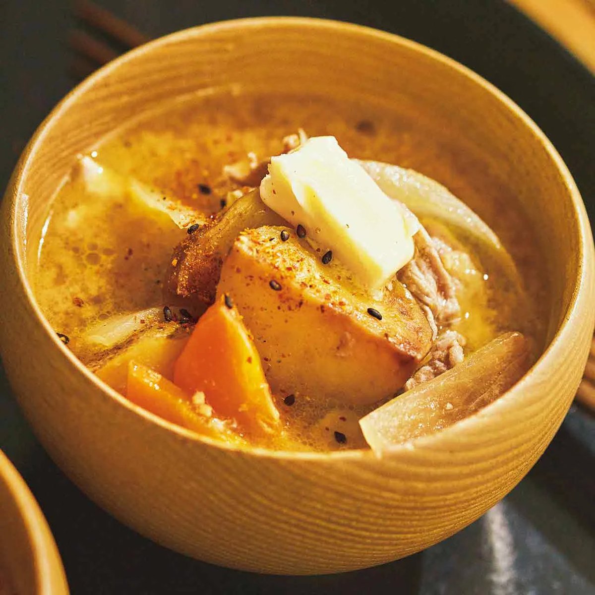 ODEN_NAMAHAMU's tweet photo. おーぷん
バター豚汁も食べ放題です🐽

#新宿 #歌舞伎町 #おでんと生ハム食べ放題 #喫煙可 #タバコ吸える居酒屋 #カラオケ #bar #バー #グルメ #日本食 #朝食 #深夜営業 #飲み放題 #出汁割り #シーシャ #スポーツバー #二次会 #久保建英  #1人飲み #とうめし #唐揚げ食べ放題 https://t.co/lvVMsMJ5oy