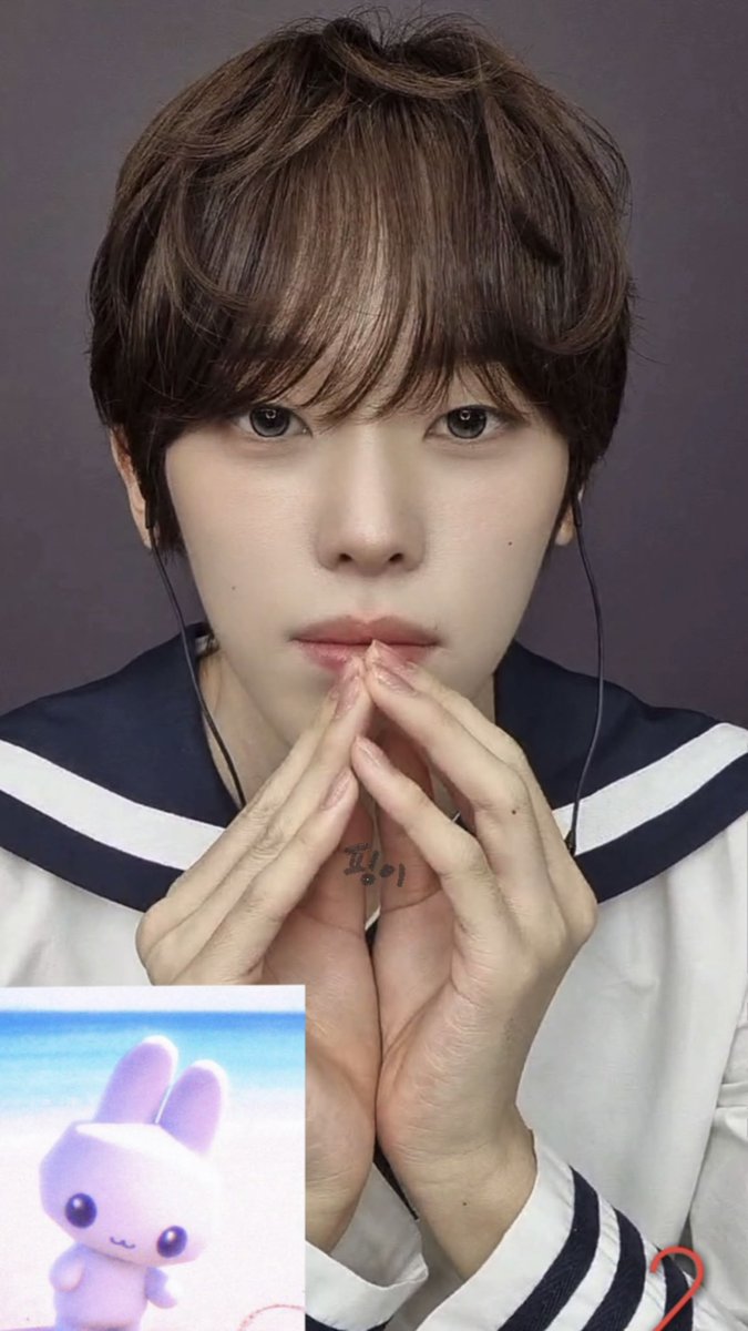 id19fan's tweet photo. ㅠㅠ 양갱이 차카니 열매 몇개먹었어 https://t.co/nWnUwKesWd