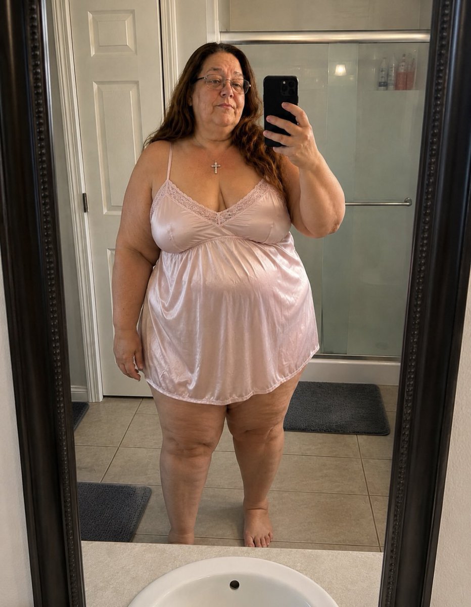 amyjonef's tweet photo. let me sit on your face then fuck me raw &amp; hard? https://t.co/vo1Zu5nv65