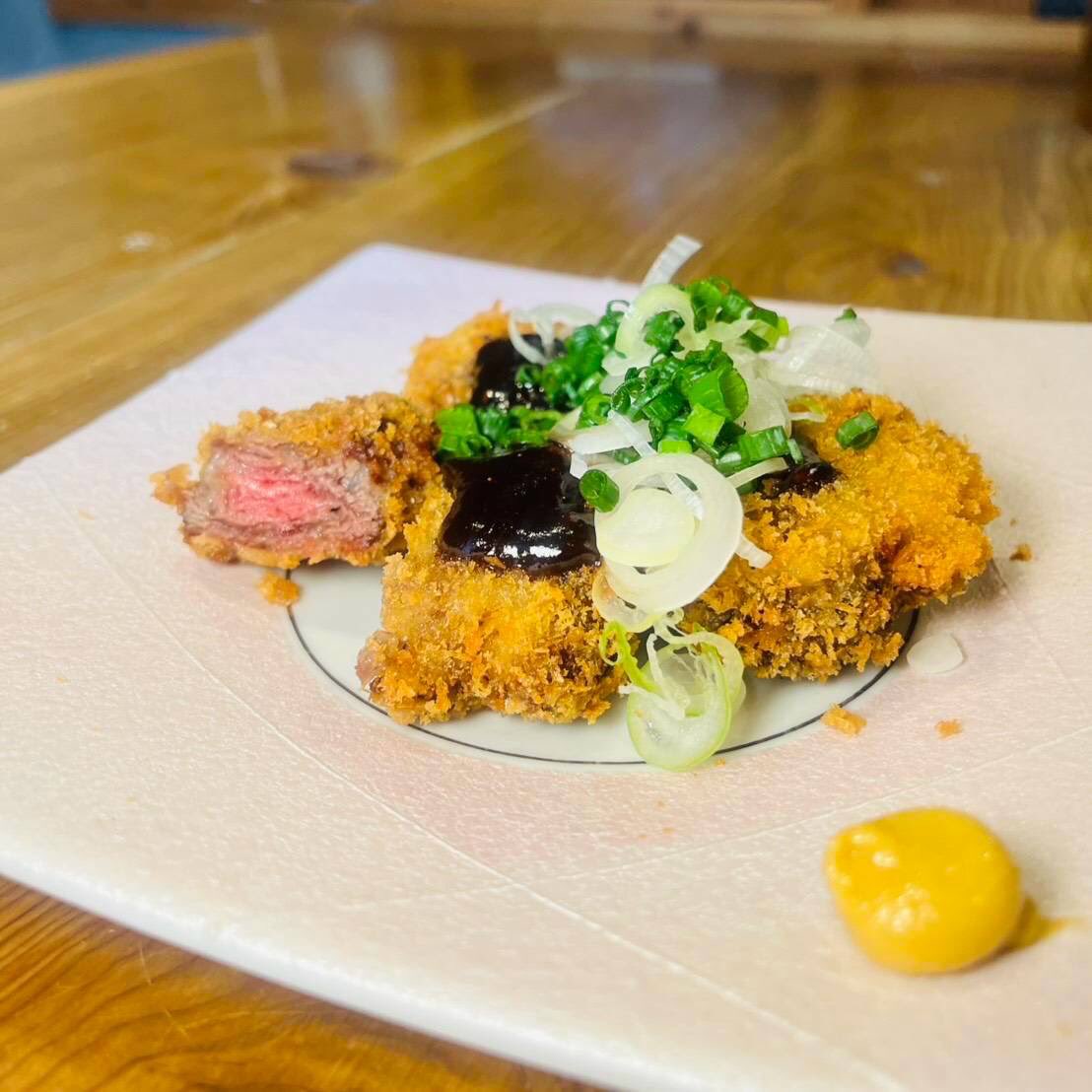 shingari_soka's tweet photo. こんばんは🌙
ランチ営業はたくさんの方にご来店いただき、誠にありがとうございます！
ディナーも張り切って営業してまいります✊🏻✨
美味しい酒と肴をご用意してます

皆様のご来店を心よりお待ちしております🤗

営業時間
ﾃﾞｨﾅｰ 17:00~lo21:00

#草加蕎麦 
#草加グルメ 
#草加ディナー https://t.co/1OP8cRhLh5